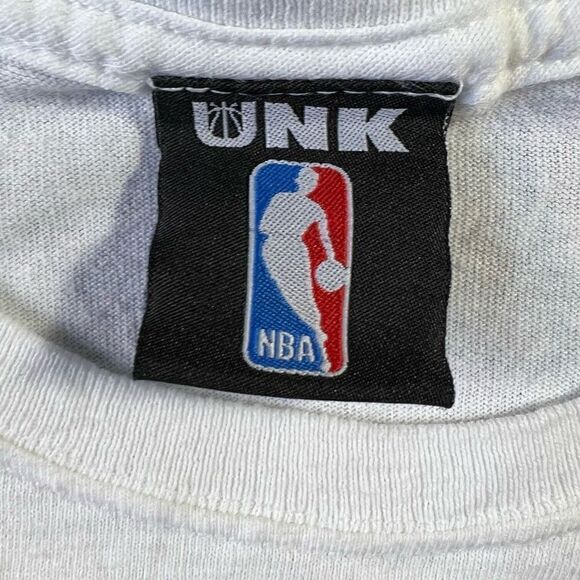 UNK NBA Atlanta Hawks Tee - Picture 4 of 4